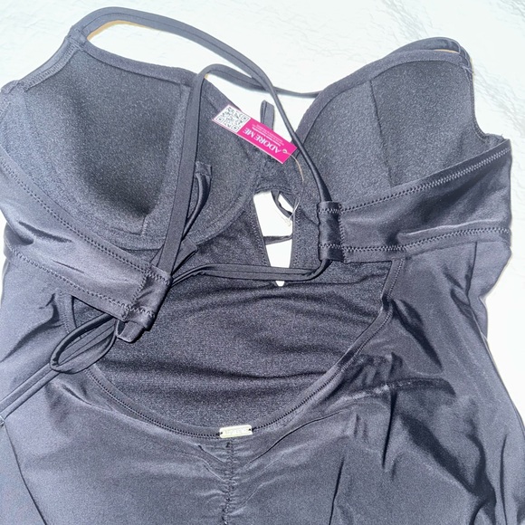 Adore Me Women's Annabee One Piece Swimwear Jet Black. - Picture 5 of 10